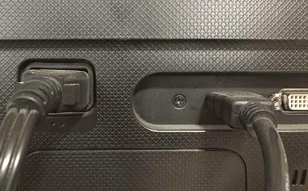 Монитор LG не включается