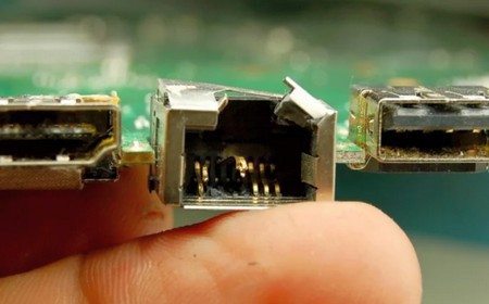 Не подключаются устройства к моноблоку LG