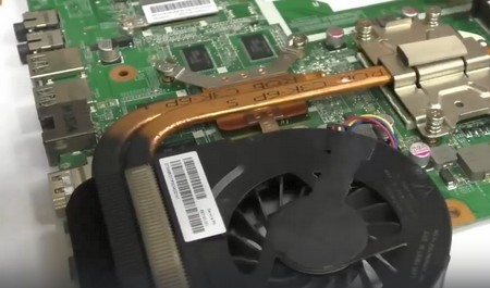 Греется ноутбук