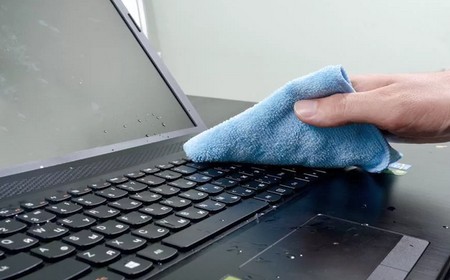 Ремонт ноутбука после залития