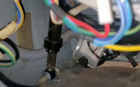 Замена амортизаторов в стиральной машине LG