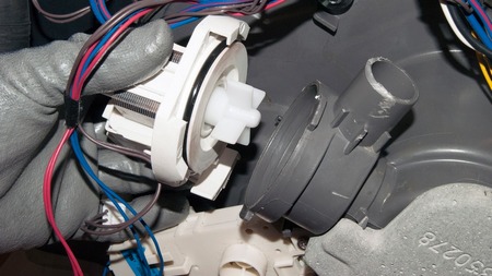 Замена помпы стиральной машины LG